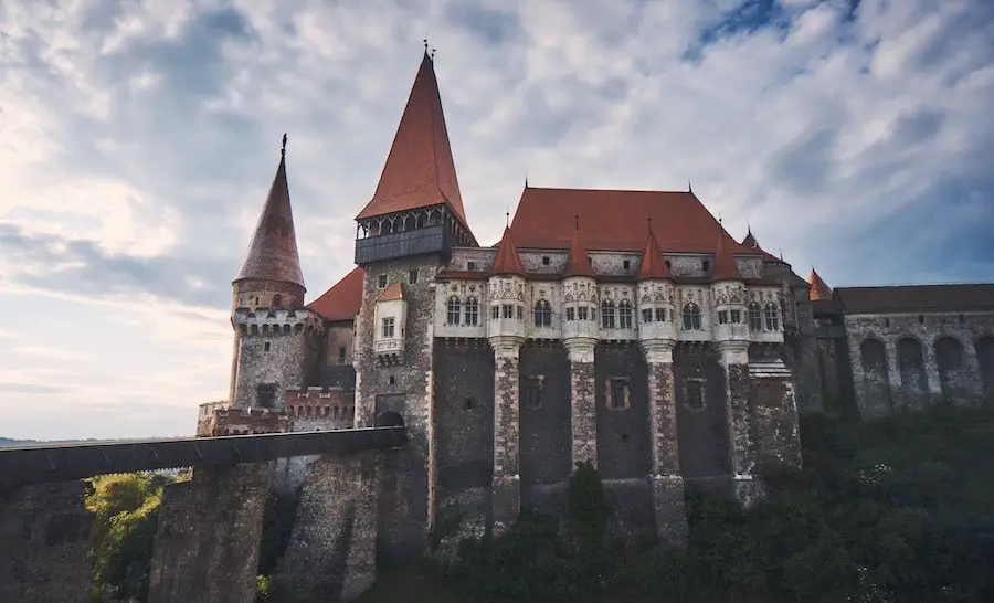 Burg Hunedoara - Castelul Corviniilor - Sehenswürdigkeit in Rumänien