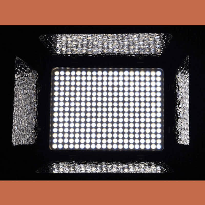 Fotozubehoer-LED-Panell-front